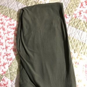 Lularoe solid TC Leggings - like new!